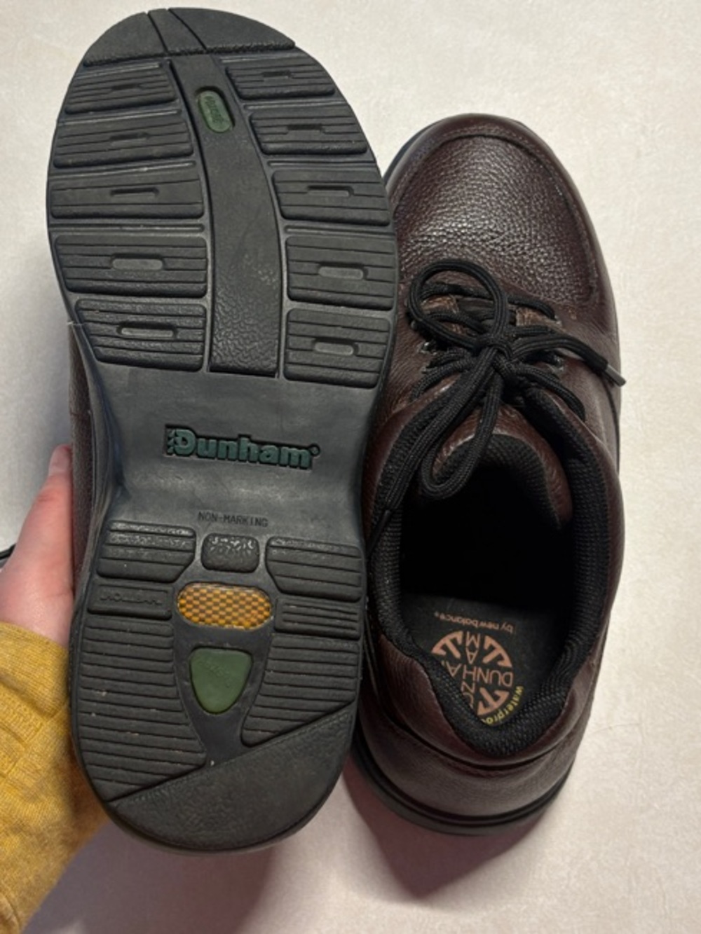 Dunham Men's Dark Brown Leather Lace-Up Oxfords - Picture 5 of 7